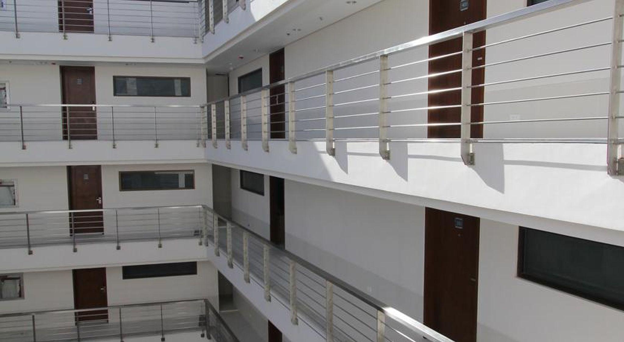 Crown Regency Courtyard Resort Balabag  Екстер'єр фото